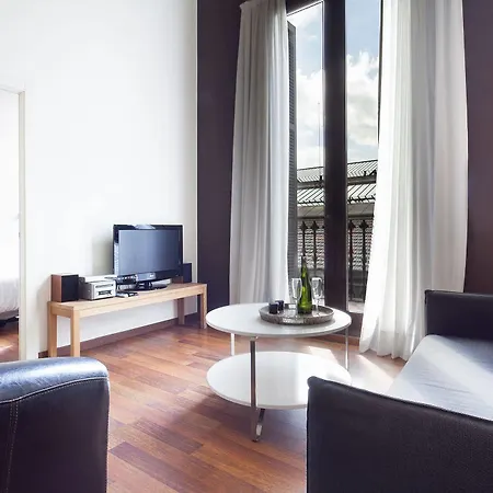 Inside Mercat Apartment Barcelona