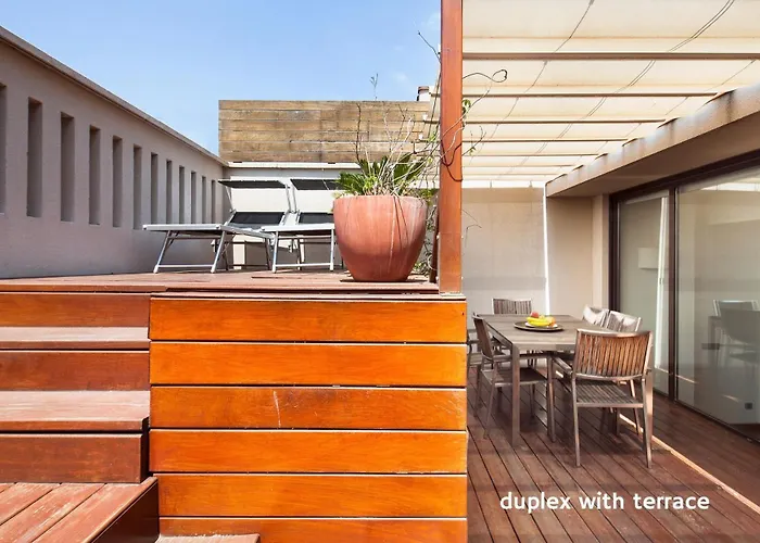 Inside Mercat דירה *