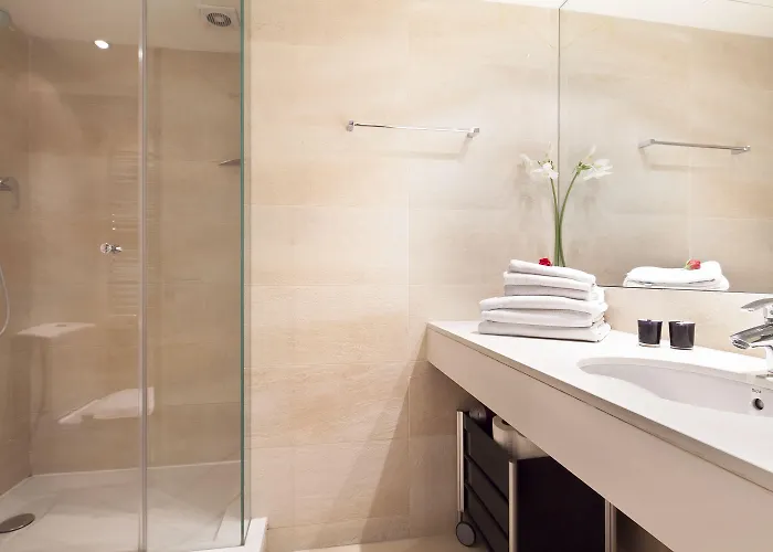 Inside Mercat דירה *