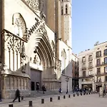 Inside Mercat Apartment Barcelona
